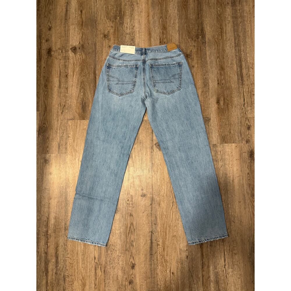 American Eagle Women’s 90’s Low Rise Straight Jean Size 6 - Picture 2 of 12